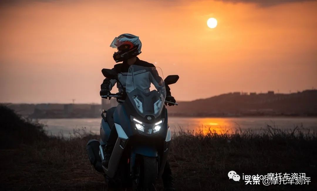 豪华大踏板车250到300摩托车推荐,休旅大踏板