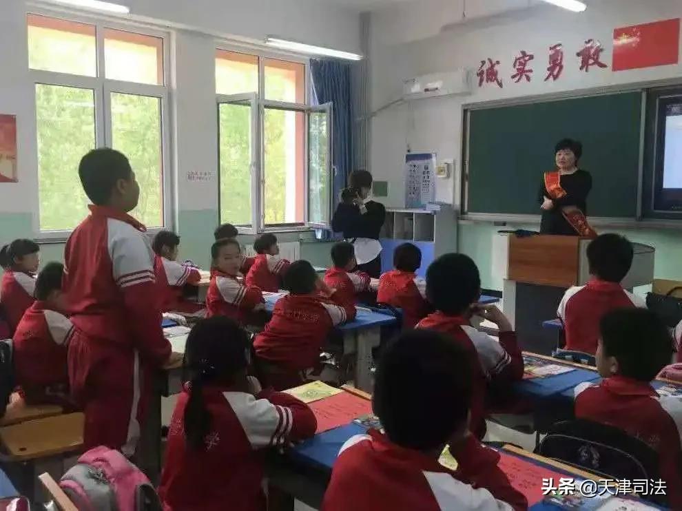 天津警察被评为平安之星,天津律师协会主席