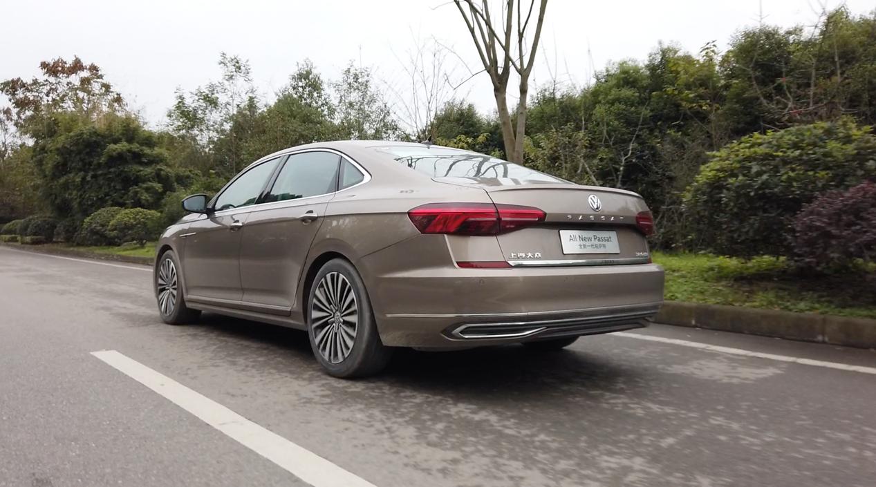 帕萨特380tsi旗舰版试驾,帕萨特380tsi试驾