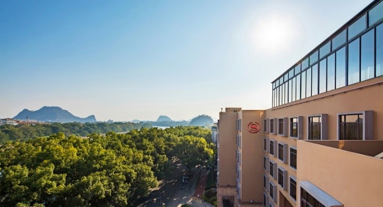 喜来登酒店及度假村为宾客打造轻松惬意的春日“宅度假”