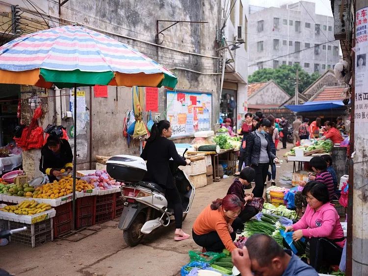 为什么18线小城市物价会那么高,一线城市购买力大