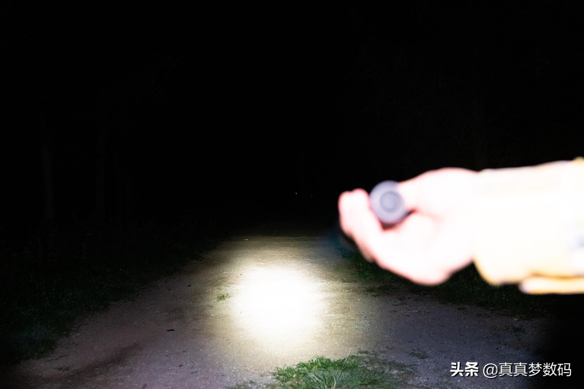 强光手电筒应该如何选择,强光手电筒怎样选