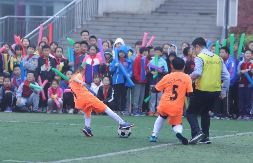 青岛市第二实验小学开幕式,青岛市第二实验小学第六届运动会