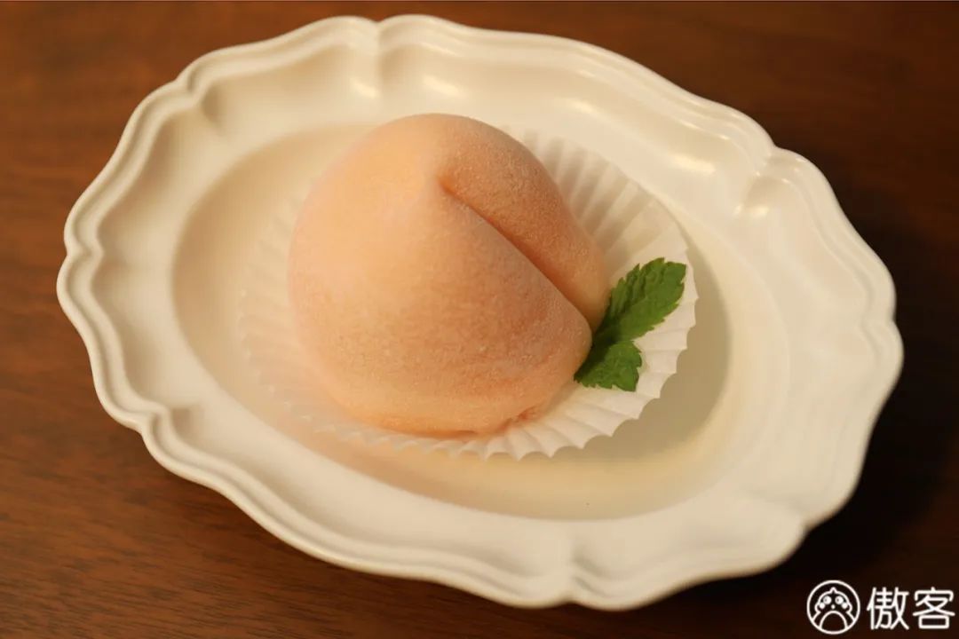 吃完了火遍全网的500㎡甜品店，我们一句话也“骂”不出来