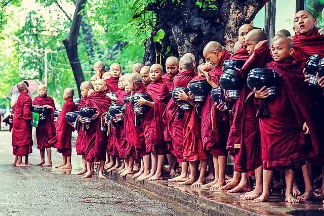 缅甸是一个让人着迷的地方,缅甸这个国家的特色