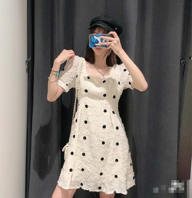 hm和优衣库的纯色t恤,hmgapzara优衣库哪个质量好