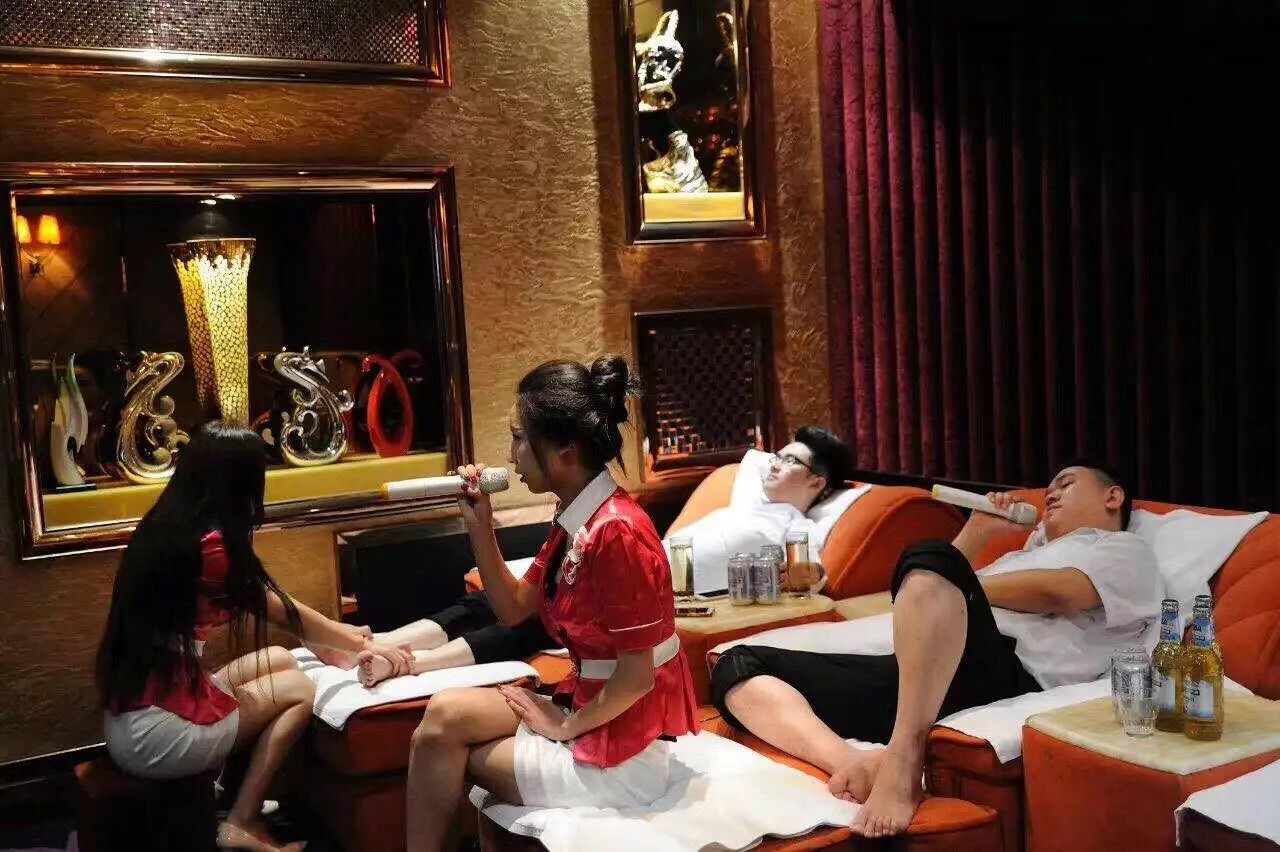 创业每天睡几个小时,创业喝茶聊天