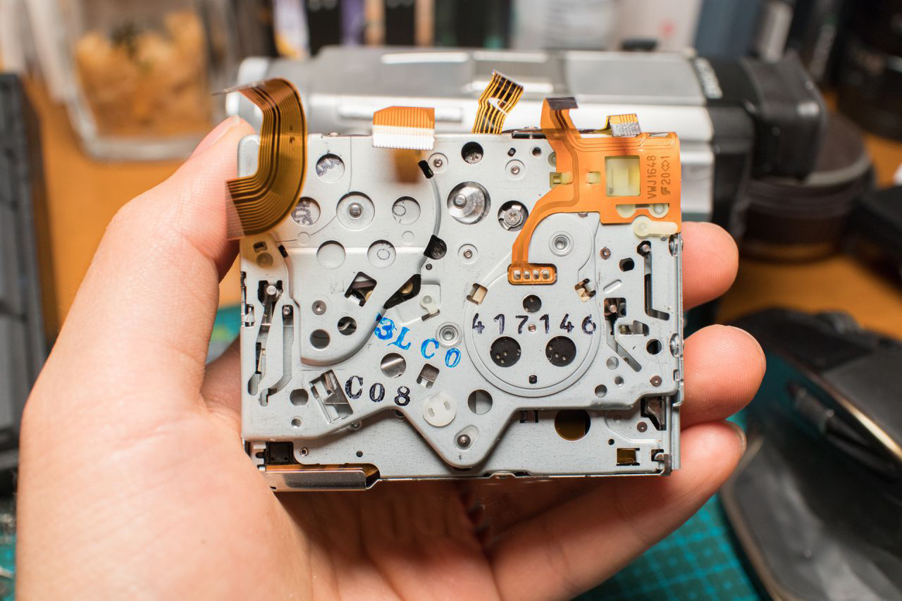 老款磁带dv摄像机工作原理,手持dv磁带摄像机