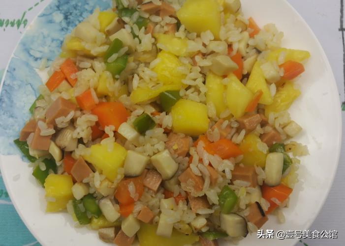 菠萝怎么吃最好吃又简单,菠萝有哪些吃法简单好吃