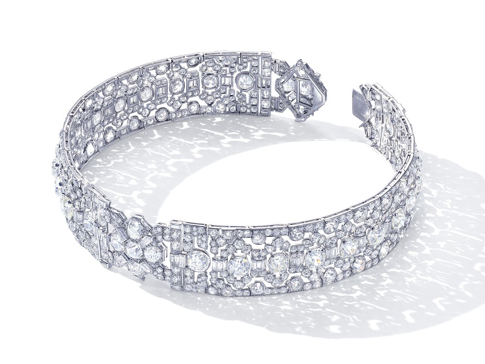 Christie’s日内瓦珠宝秋拍：7.03ct蓝钻，Cartier装饰艺术发带