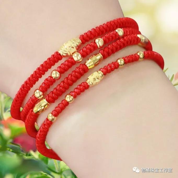 本命年戴什么款式的黄金首饰,60岁女性本命年戴什么首饰