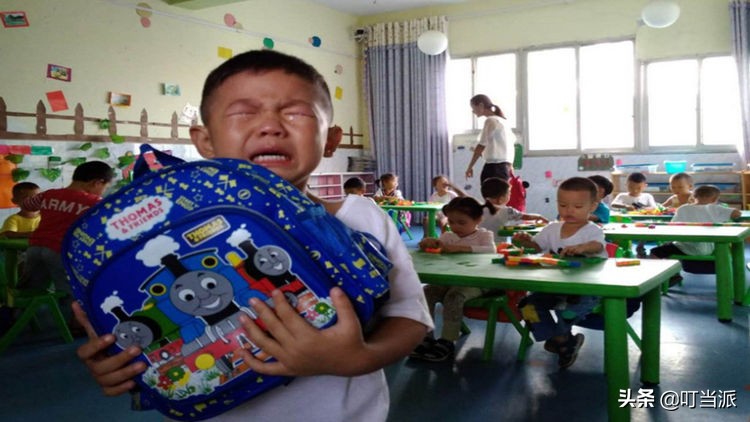 孩子遇到问题老是爱哭怎么教育,孩子一言不合就哭怎么解决