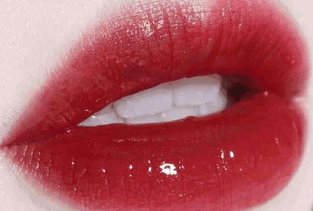 lamer唇膏和唇釉,lamer的唇膏和唇部精华