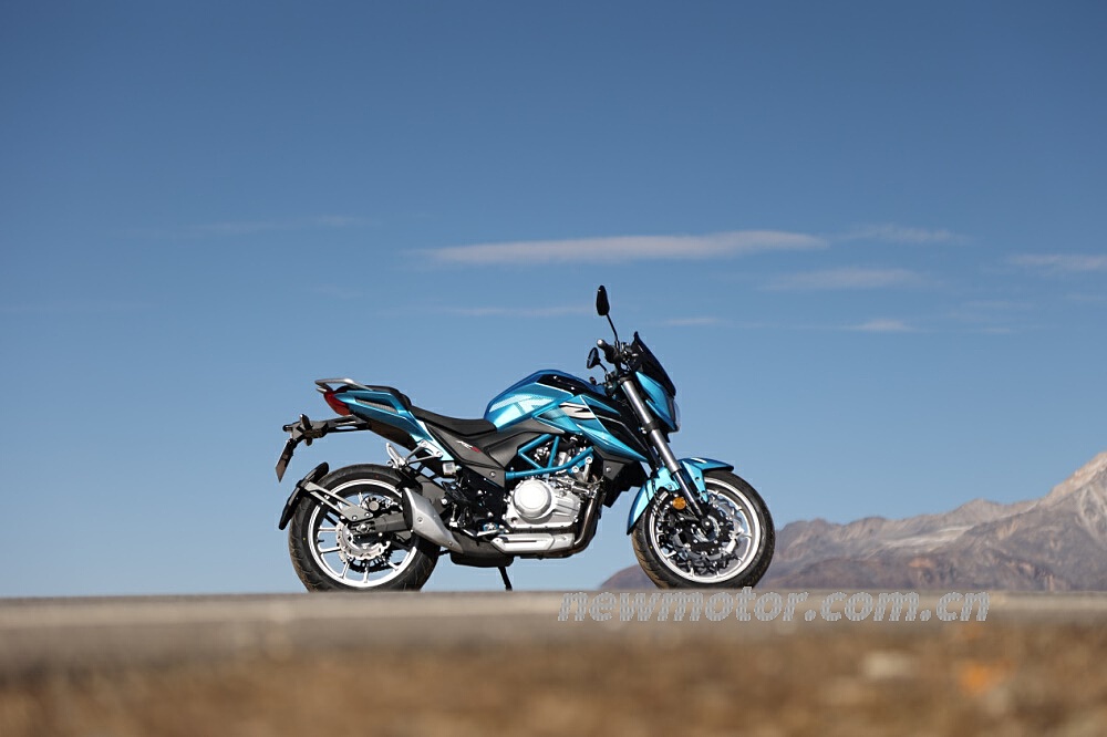 川西去看贡嘎雪山,川西看雪山和草原