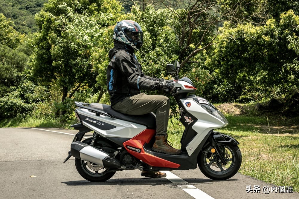 三阳摩托车125发动机,三阳fnx150最新测评