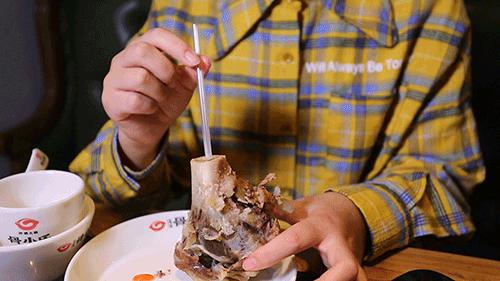 深夜重磅消息,深夜突发事件新闻