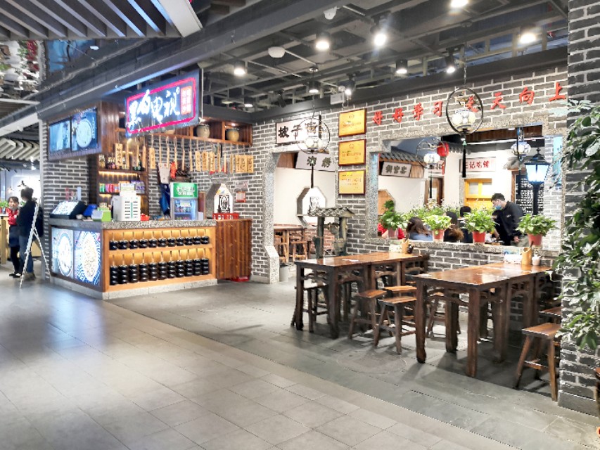 兰州新的人气王商业广场，人气指数飙升，全业态模式或是助推器