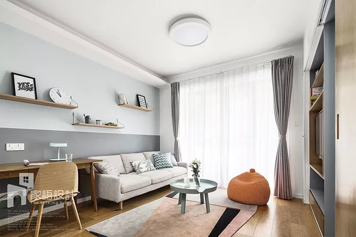 家里装修墙壁太单调怎么办,家里空白墙面怎么装饰实用