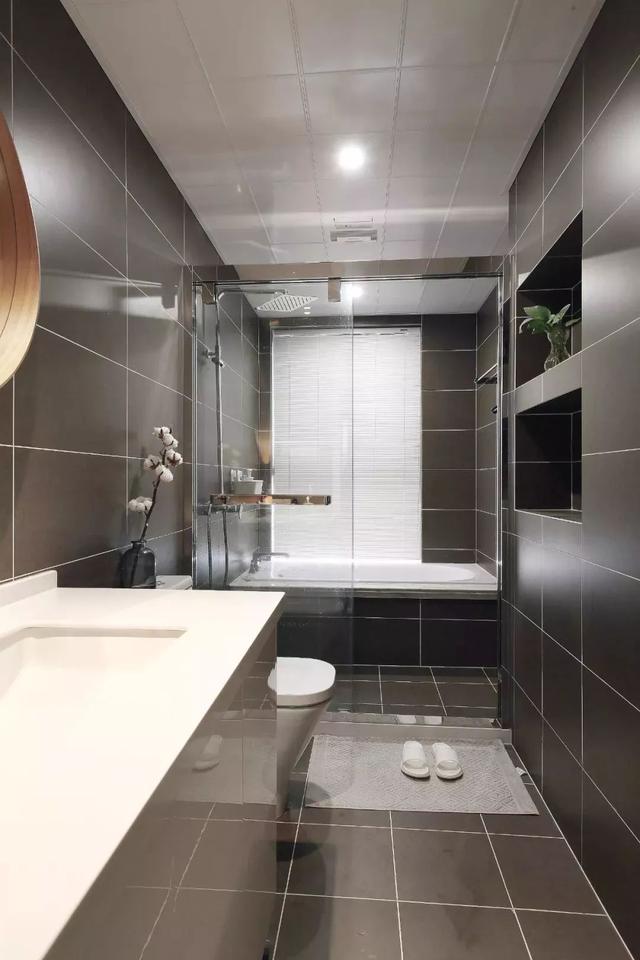 简约灰色地砖配什么沙发,简约的灰色地砖贴得真好看