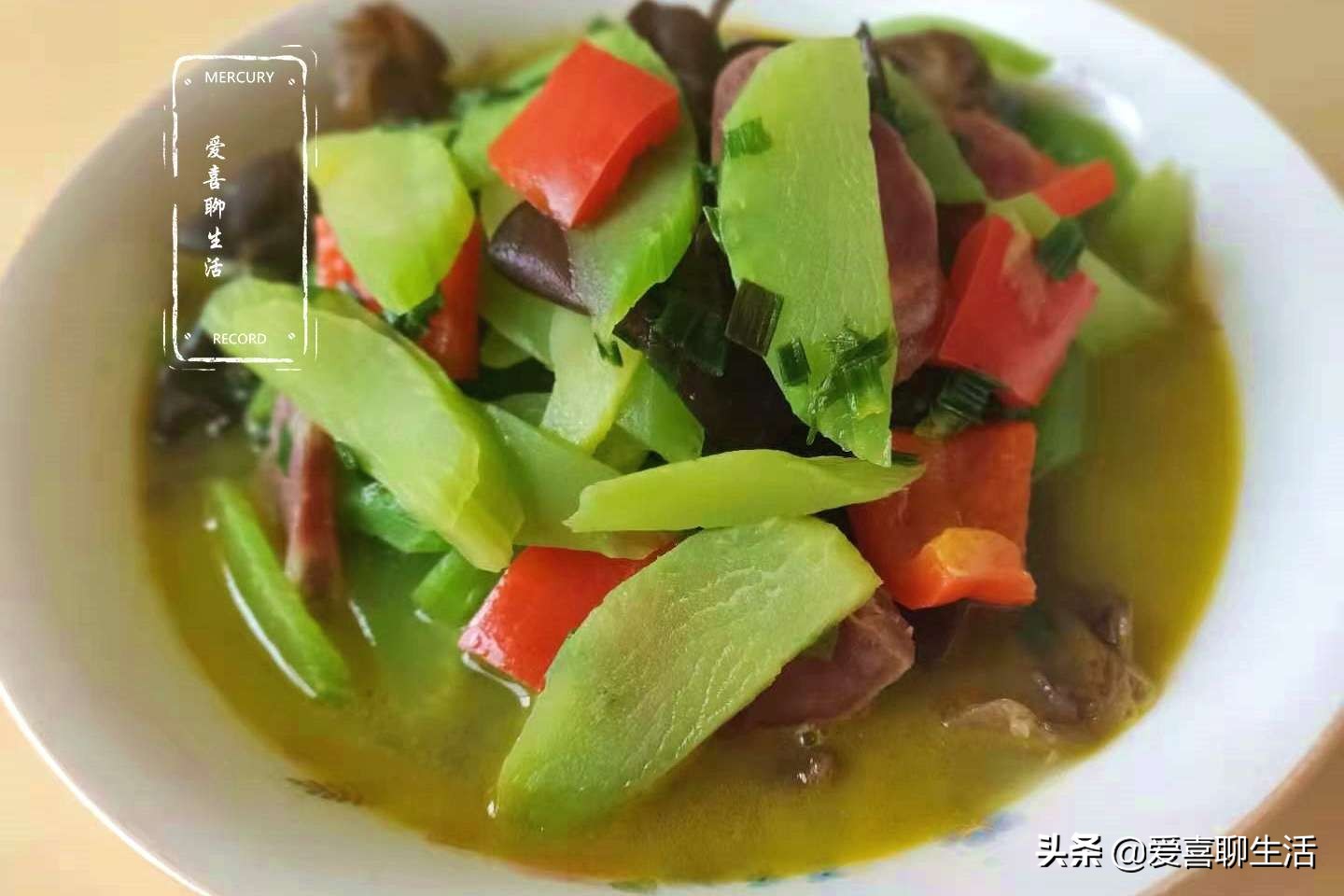 这才是莴笋最好吃的做法脆嫩爽口,莴笋和什么炒最好吃最合适