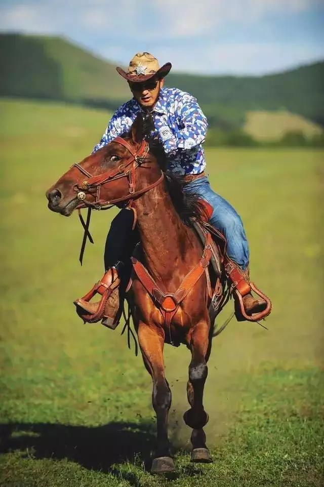铜臭,铜臭味是摆脱不了的