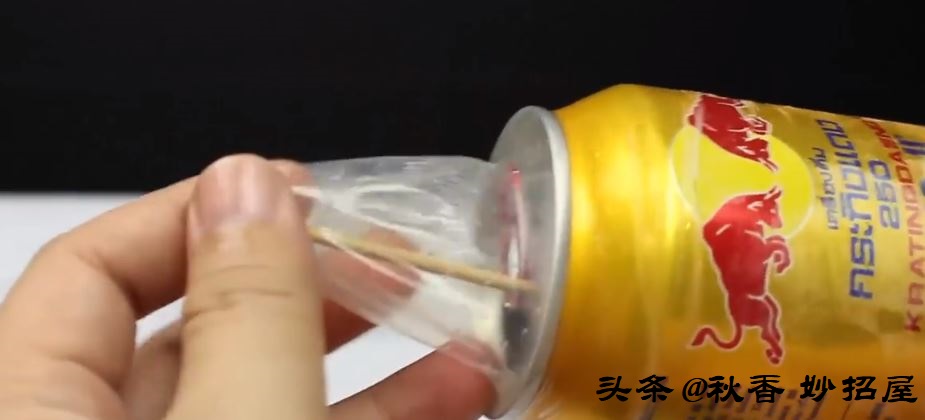 过期避孕套的神奇妙用,你知道多少种呢,来发挥你想象力吧