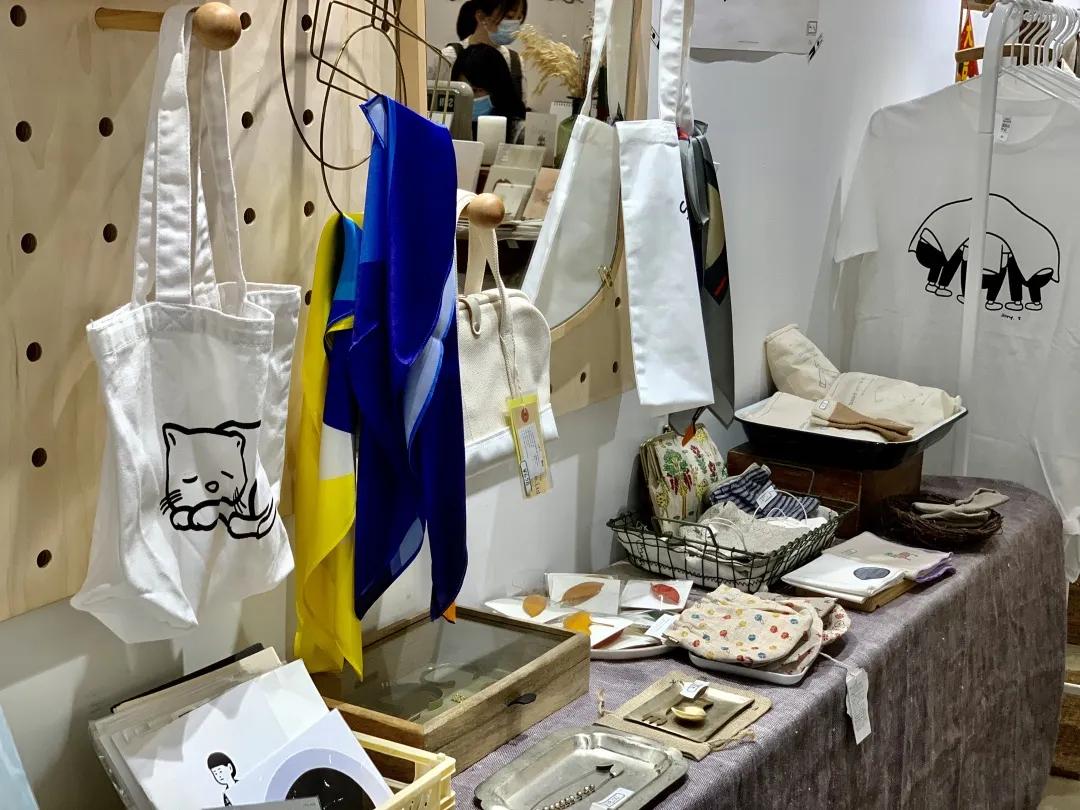 用阅读触摸成都｜在成都不能错过的10家书店（下）