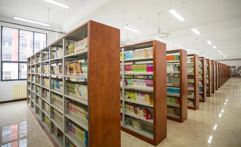 湖北十堰有研究生点的学校,湖北十堰研究生学校