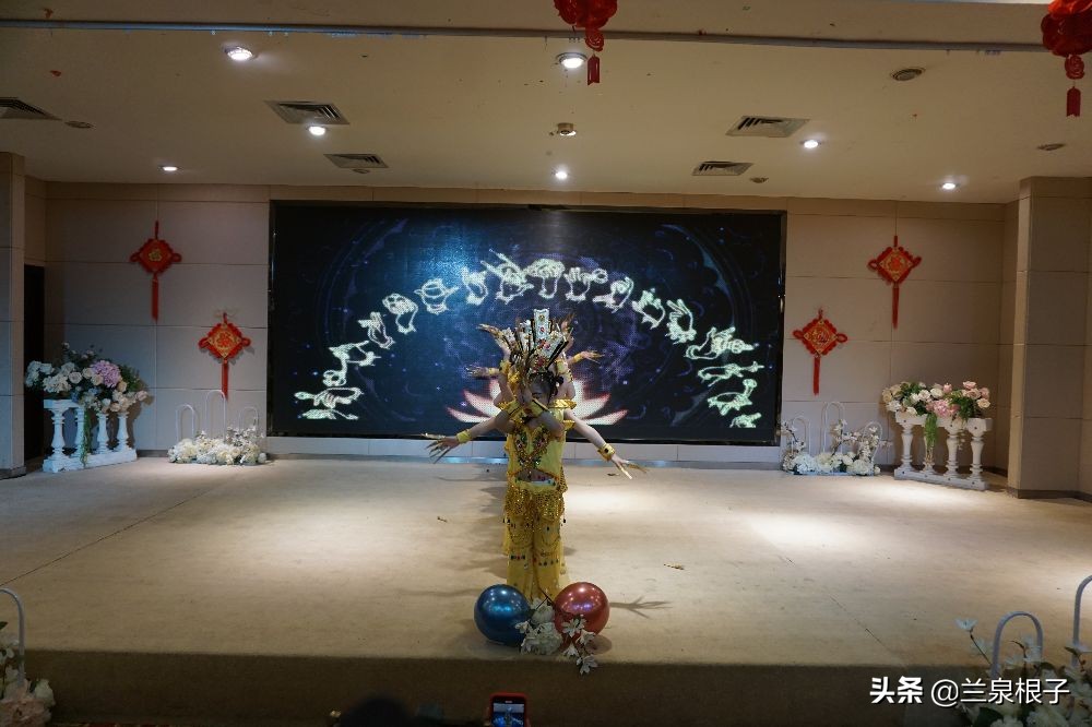 金色阳光幼儿园嘉年华,迎新年亲子活动幼儿园