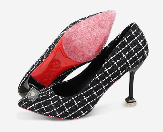 板鞋鞋底磨穿了怎么修复,板鞋鞋帮总是磨破怎么办