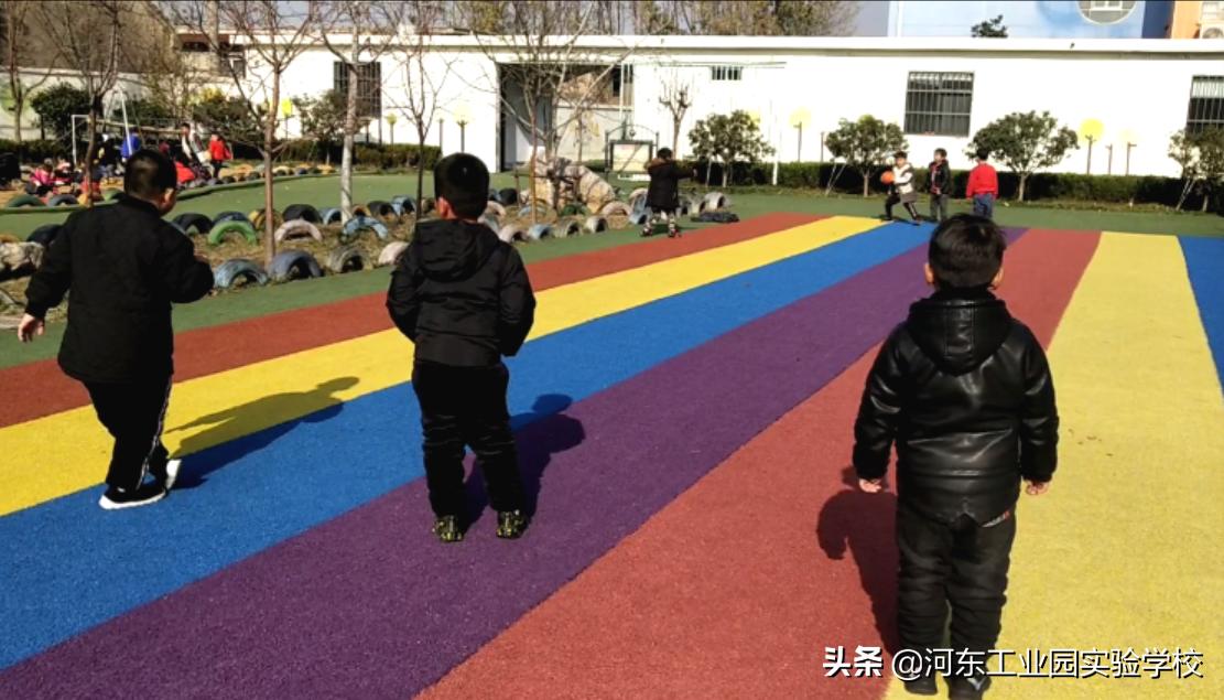幼儿园踢足球活动,建邺区实验幼儿园足球操