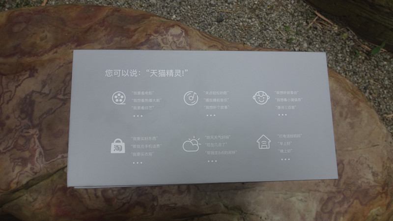 天猫精灵ccl带屏幕智能音箱评测,天猫精灵cc触屏音箱怎么样