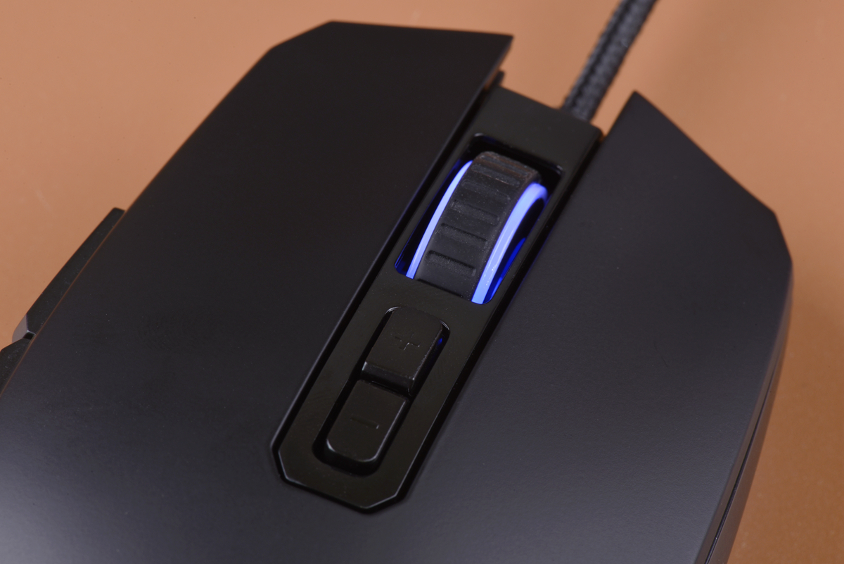 无线游戏鼠标遇到的问题,为什么无线鼠标不能打游戏