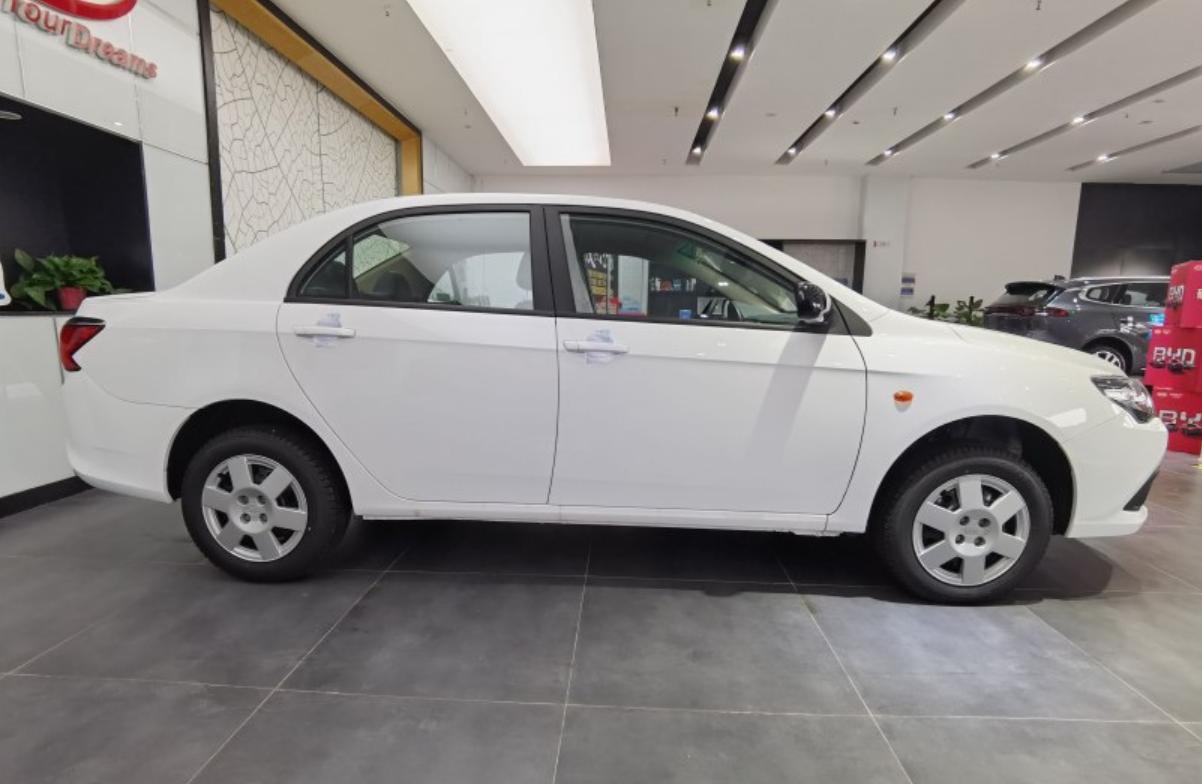 比亚迪f3手动挡深度评测,老款比亚迪f3提车作业