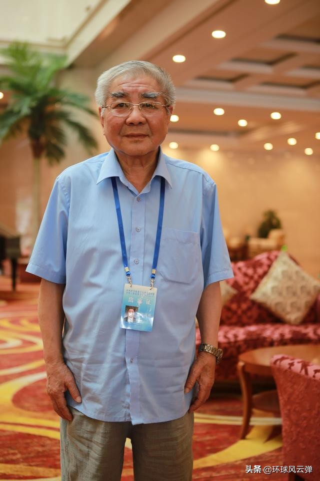 赞美师母的论文,赞美师傅和师娘的论文