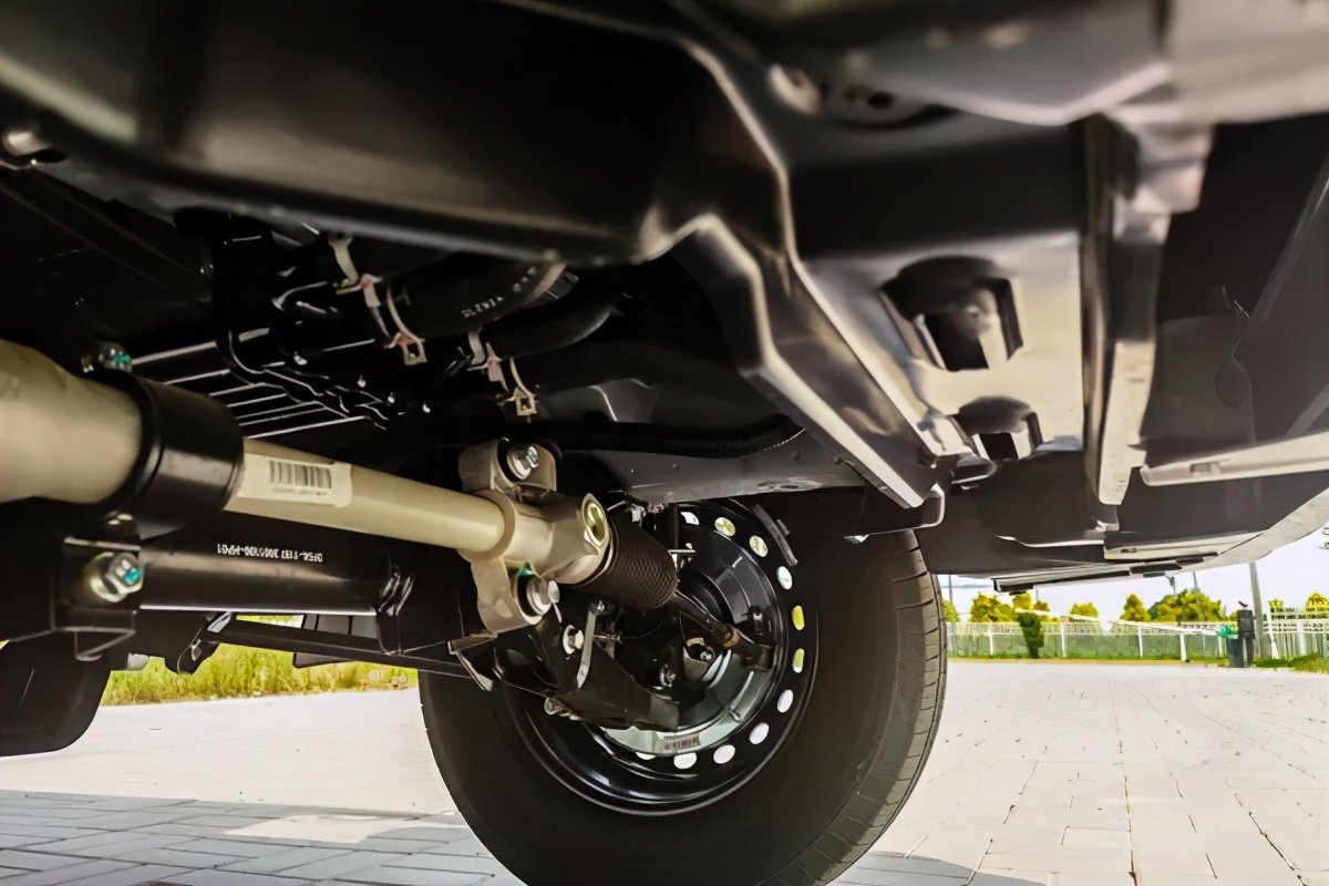 实拍东风小康C71/C72，这款车究竟“超牛”在哪里｜卡车之友网