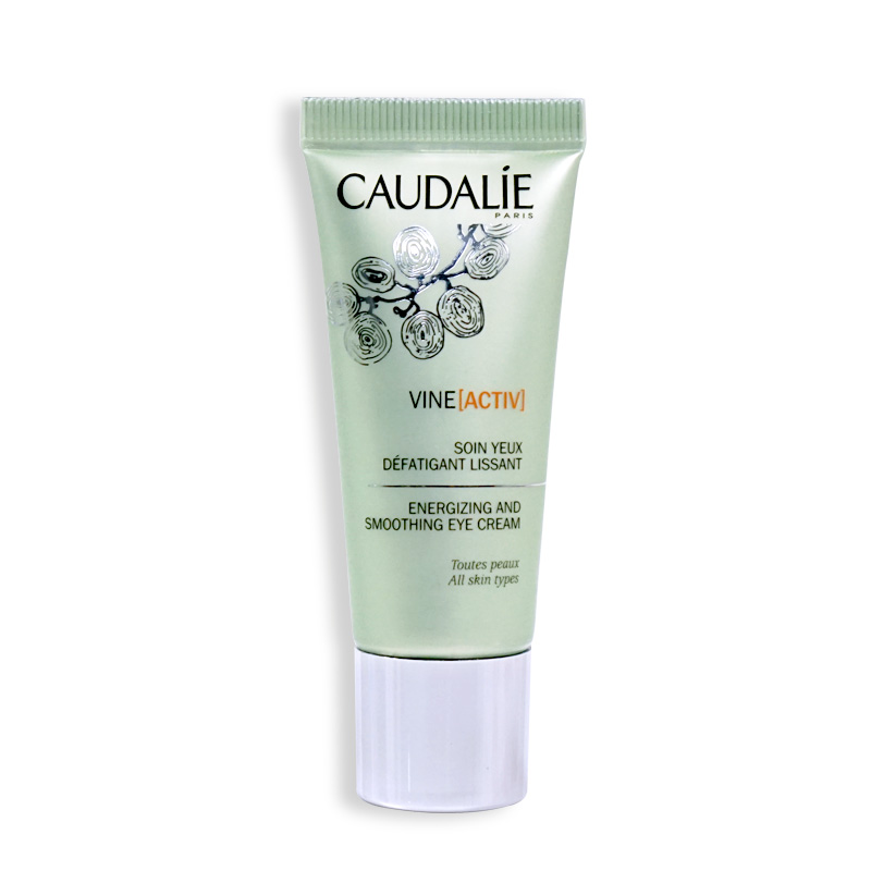 李佳琦推荐的眼霜，滋润补水保湿抗氧化，性价比高，堪称小熨斗