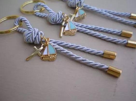 绳子编钥匙扣小挂件简单可爱漂亮,怎么把挂件的短绳子无缝连接起来