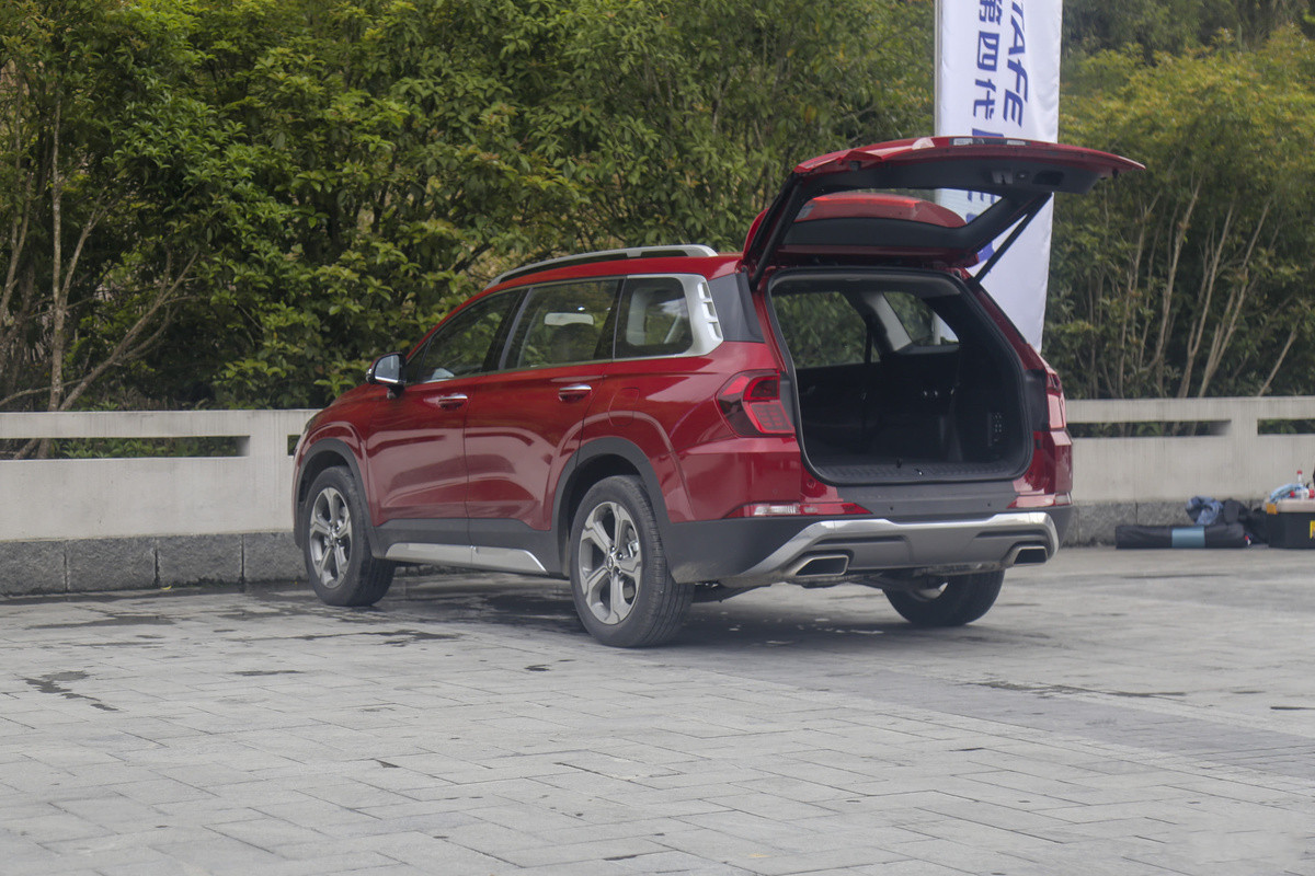 六座或七座韩系有什么好车,韩系车最皮实耐用的车