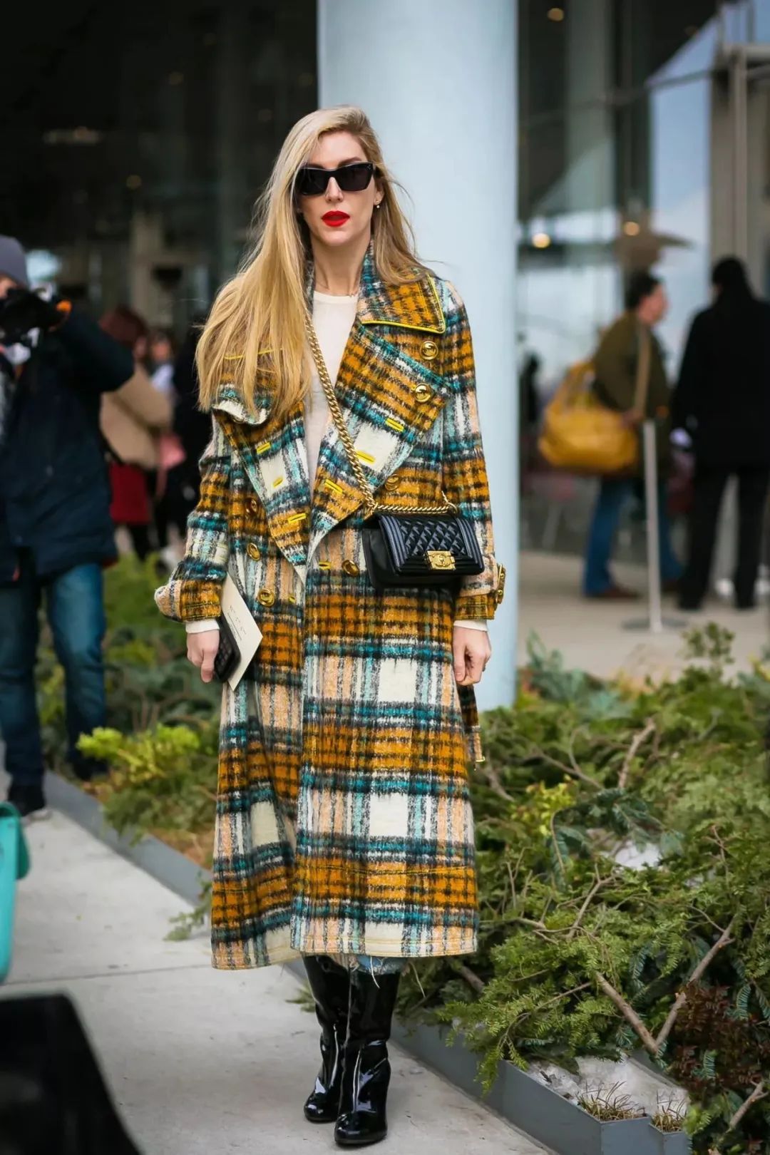 秋天,有一件大衣就够了