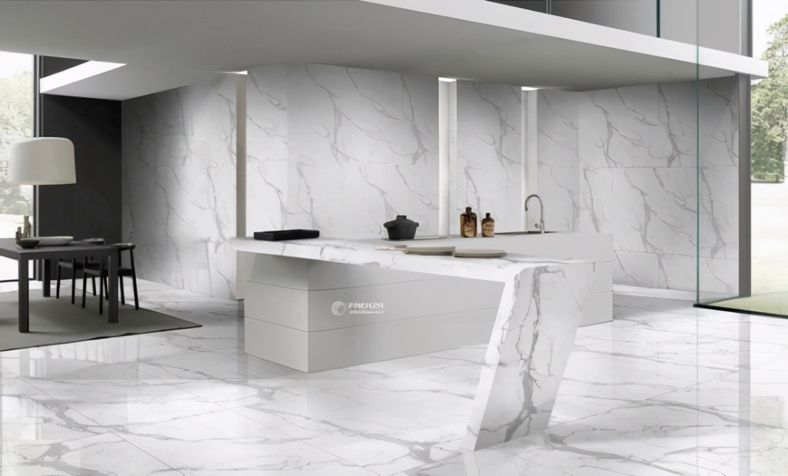 法恩莎瓷砖是十大品牌吗,法恩莎瓷砖和普通砖哪个好