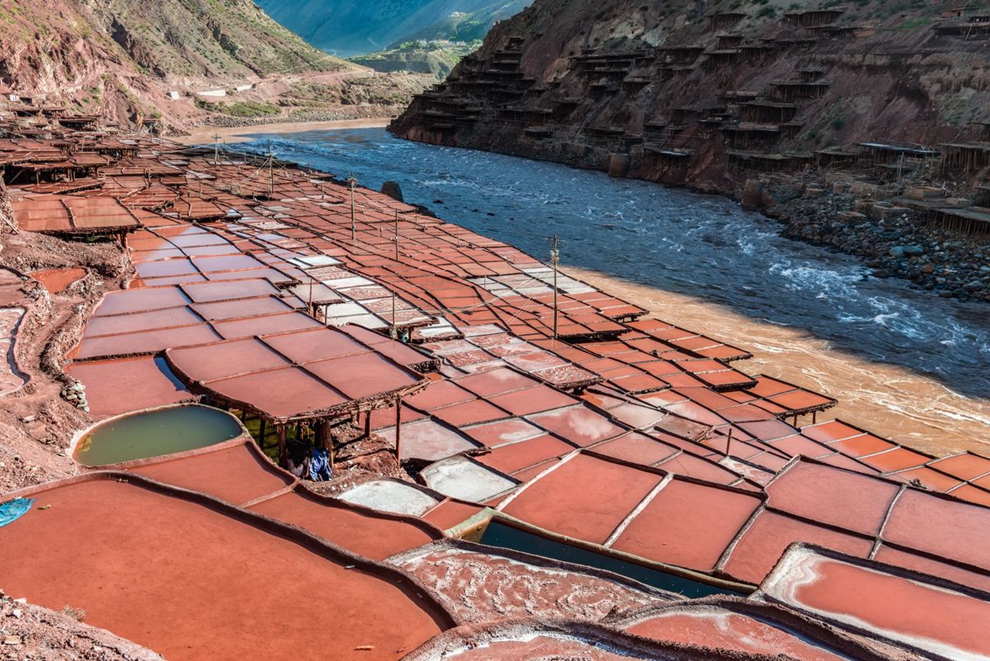 自驾进藏是川藏线好还是滇藏好,7月份进藏走滇藏线还是川藏线好