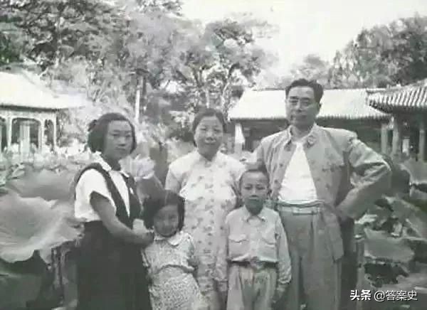 中国历史上卓越的领导人—周恩来！