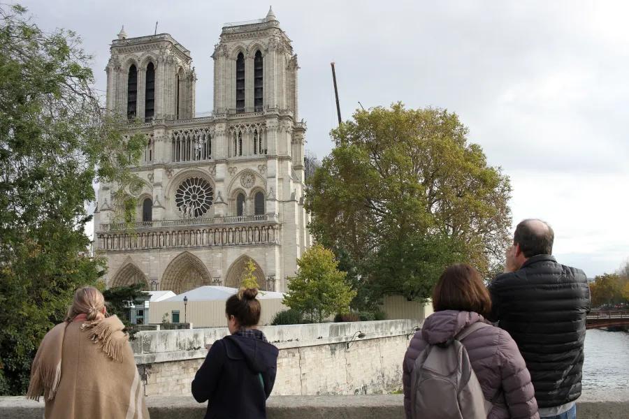 被大火烧毁的法国建筑,法国地标建筑着火