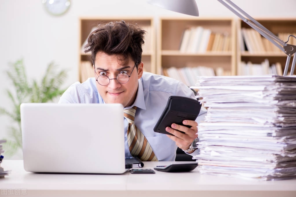 脑袋老是胡乱想怎么控制啊,脑袋控制不住胡思乱想