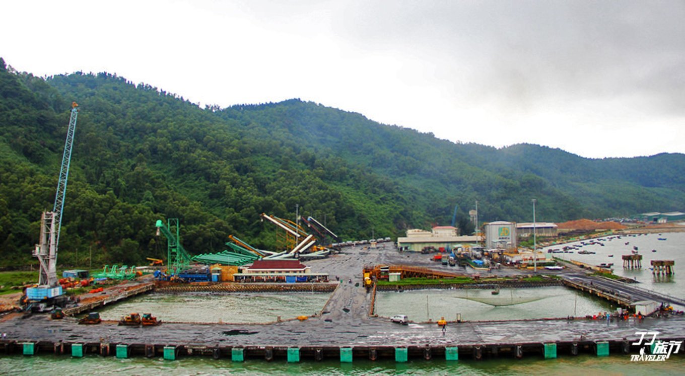 形容一个邮轮很豪华很大怎么说,不动声色可以形容美景吗