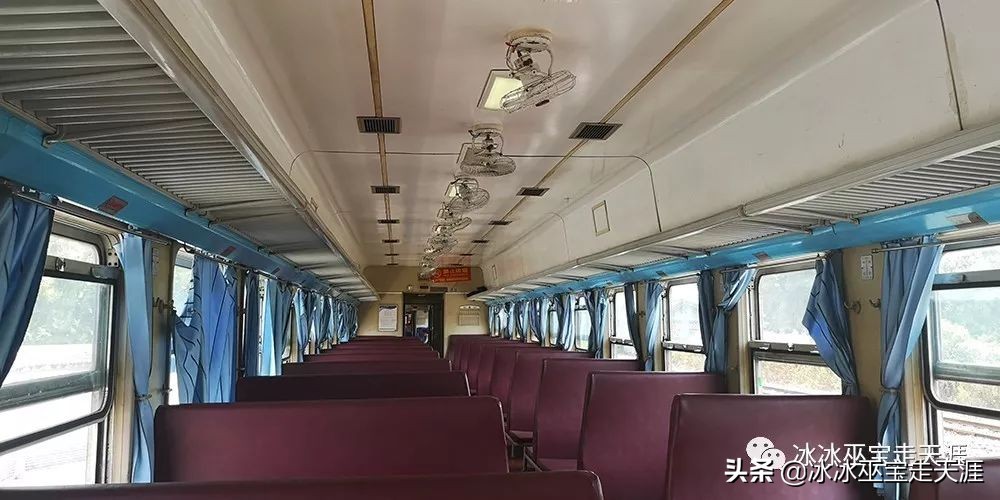 绿皮车成渝铁路上运行,川黔铁路最后的绿皮车