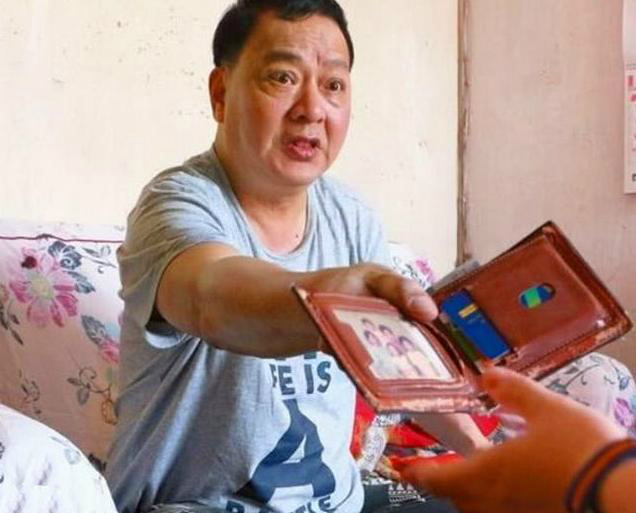 甘比嫁入豪门,甘比刘銮雄结婚