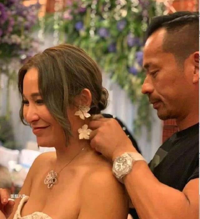 玉兰油女孩视频,玉兰油女孩是哪国的