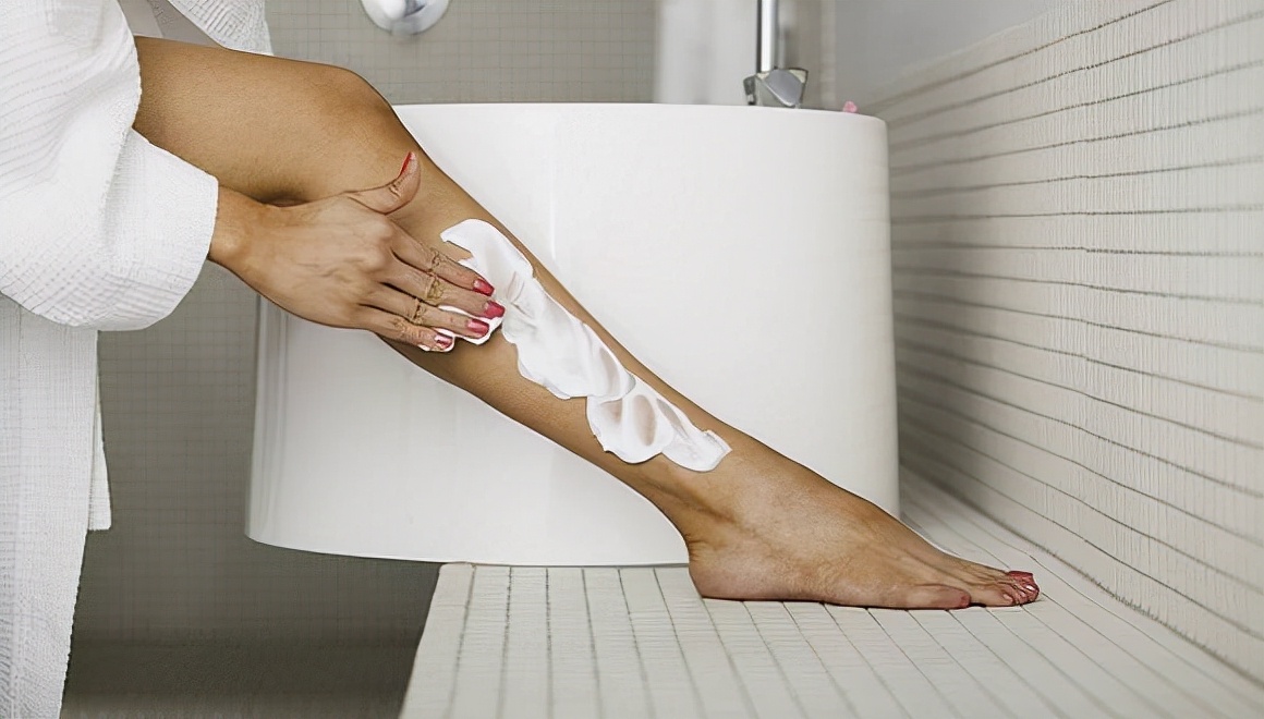 女性体毛多影响美观？腿毛多或是这3点原因造成的，不妨早知道